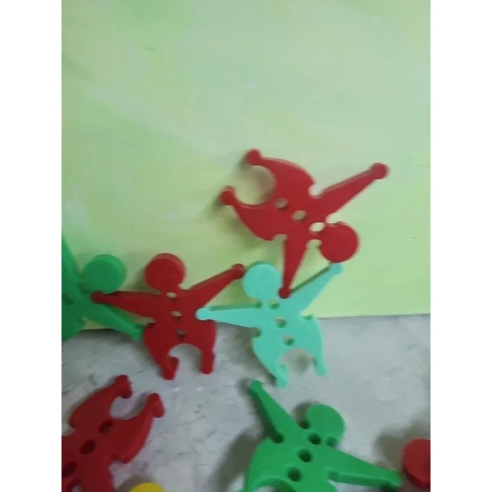 18pc link and stack together clown activity toy